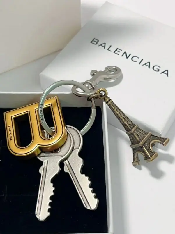 balenciaga key holder and boucle de sac s_122a2542